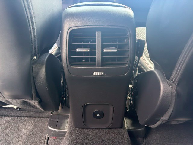 Certified 2025 Ford Escape ST-Line Select AWD/4WD image 30
