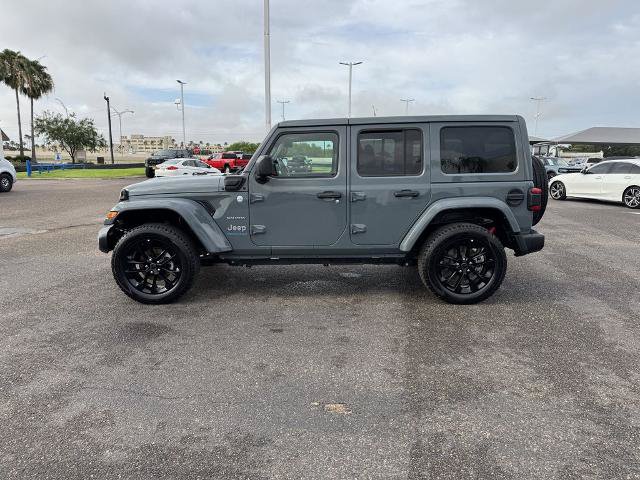 Used 2024 Jeep Wrangler Unlimited Sahara AWD/4WD image 7