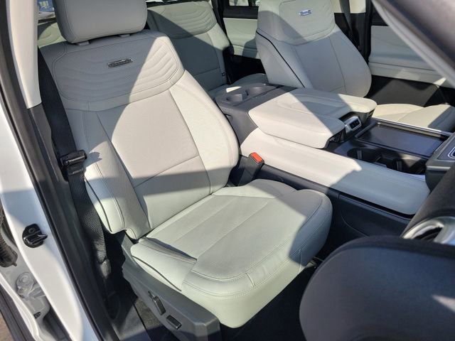Certified 2025 Ford Expedition Platinum w/ Platinum Ultimate Package image 21