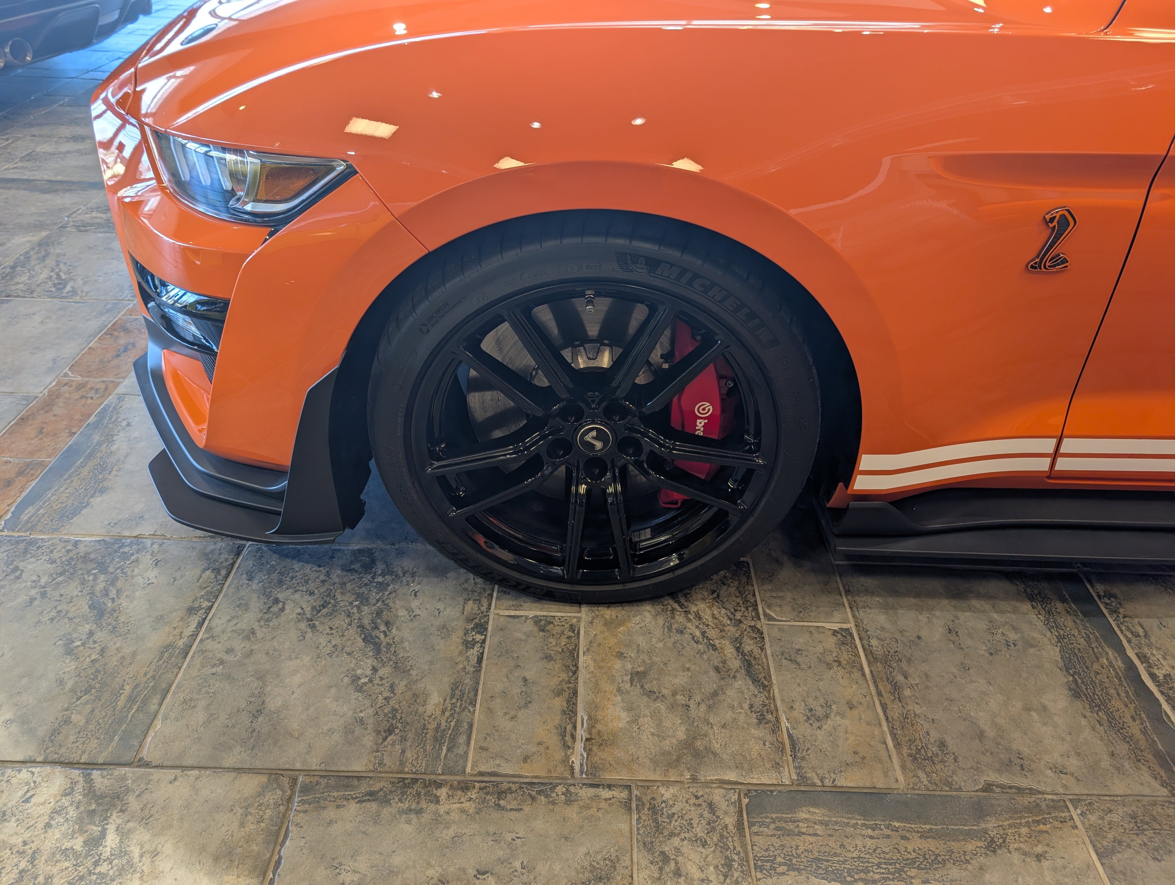 Certified 2020 Ford Mustang Shelby GT500 w/ Technology Package image 10