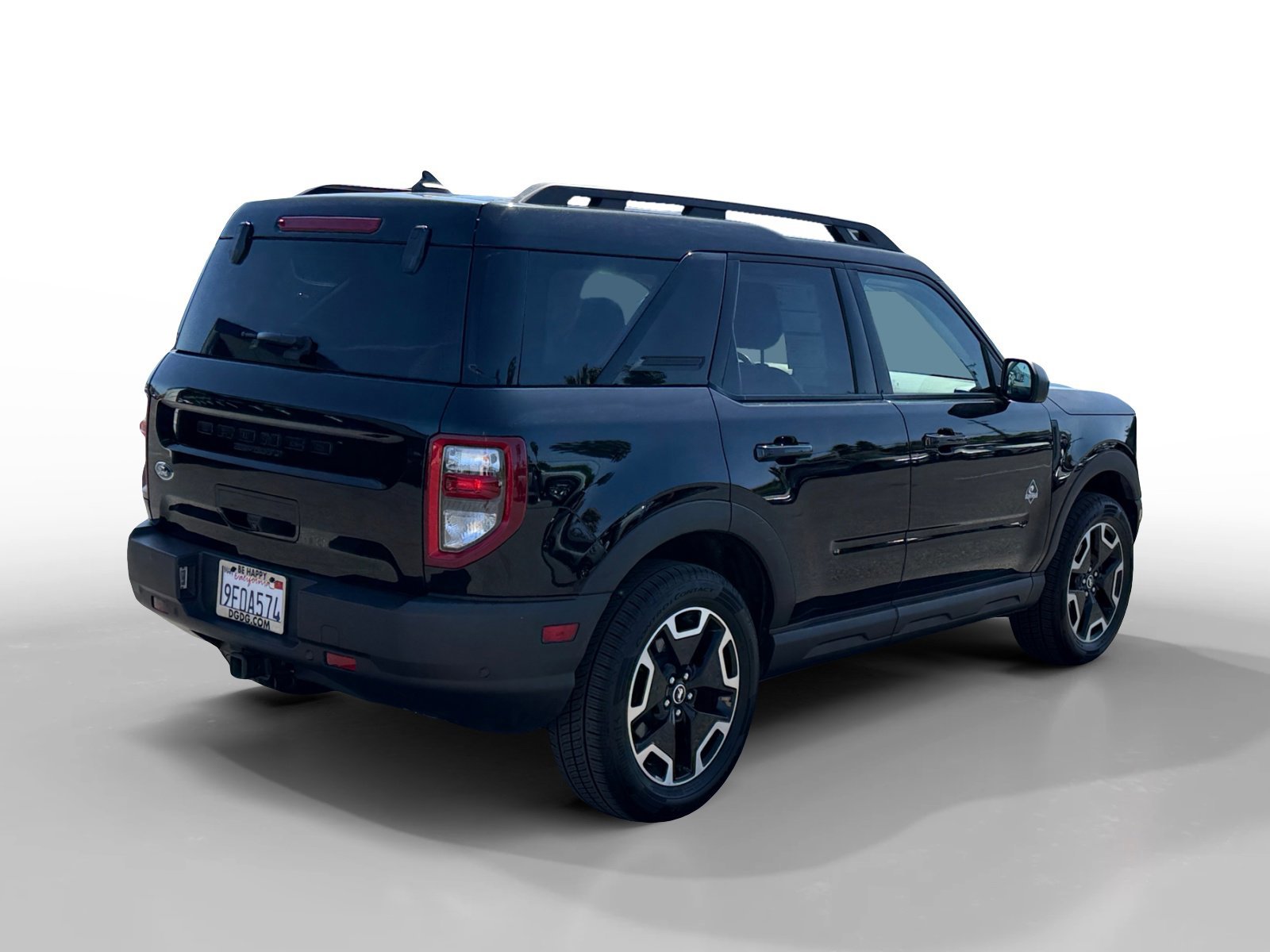 Certified 2022 Ford Bronco Sport Outer Banks w/ Tech Package AWD/4WD image 4