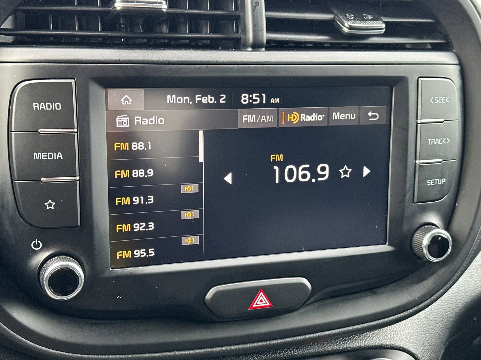 Used 2024 Kia Soul LX w/ Option Group 015 image 17