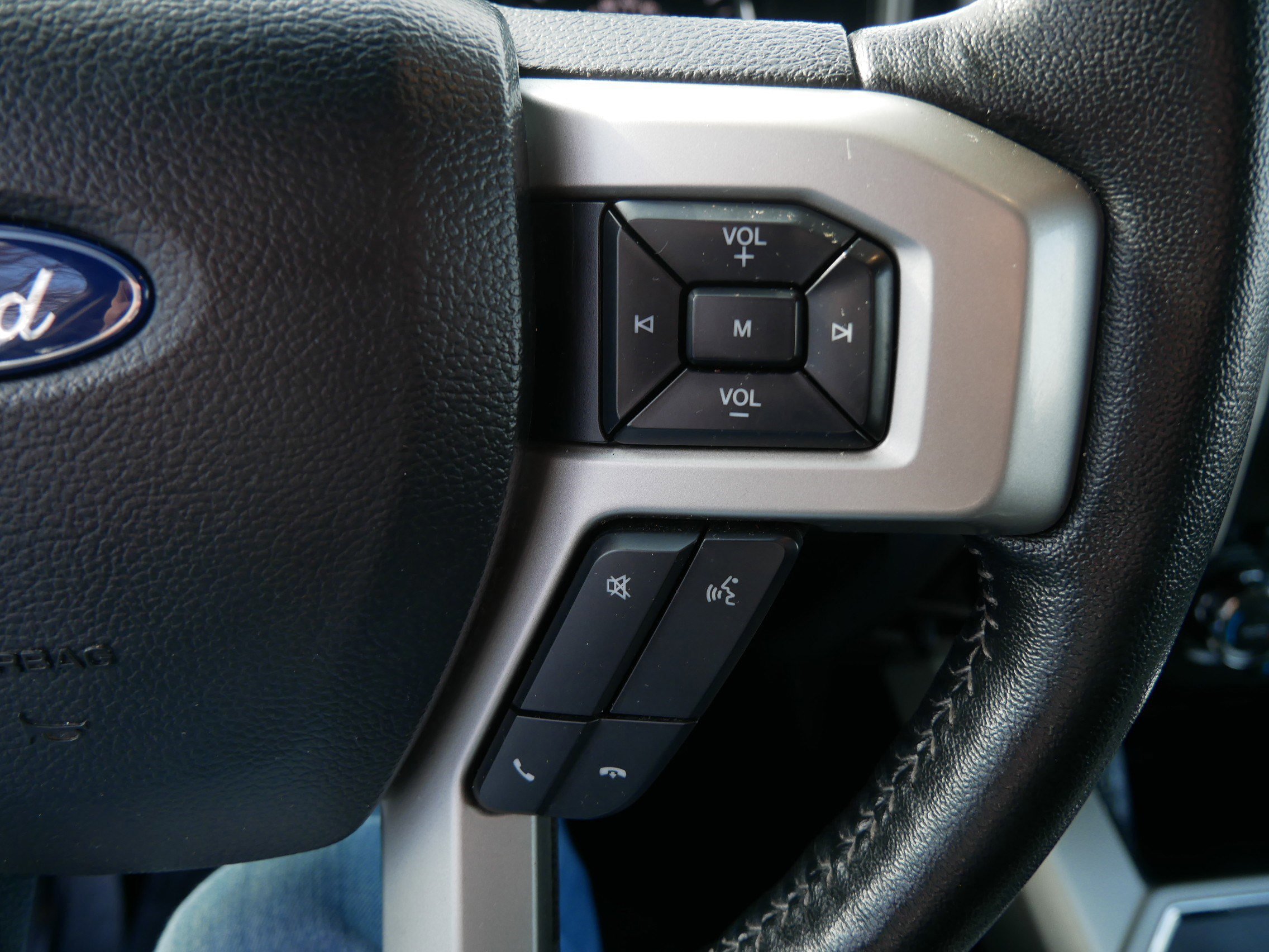 Certified 2018 Ford F150 Lariat w/ Max Trailer Tow Package image 29