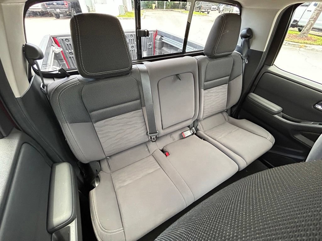 Used 2022 Nissan Frontier SV RWD image 27