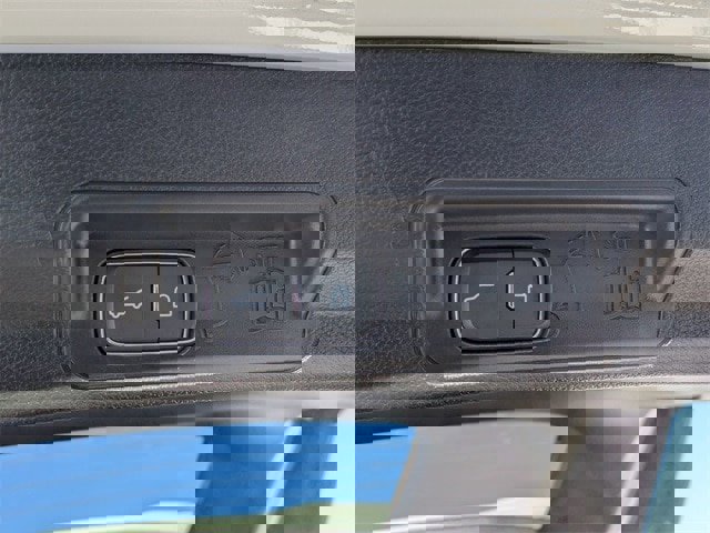 Certified 2025 Ford Explorer ST image 32