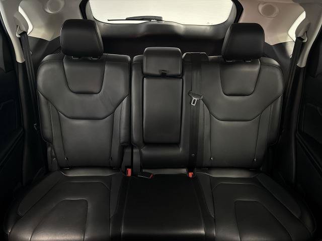 Certified 2018 Ford Edge Titanium AWD/4WD image 23
