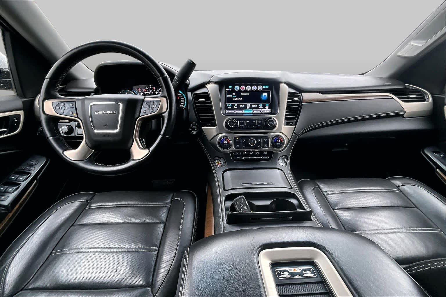 Used 2019 GMC Yukon Denali w/ Denali Ultimate Package AWD/4WD image 16