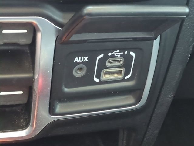 Used 2021 Jeep Gladiator Mojave w/ Safety Group image 21