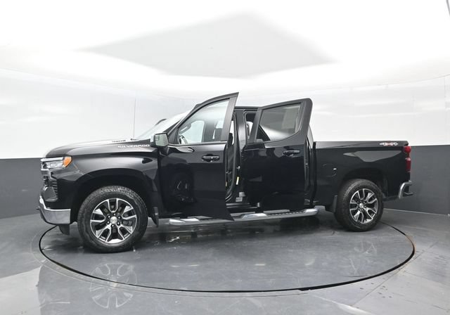 Used 2024 Chevrolet Silverado 1500 LT AWD/4WD image 29
