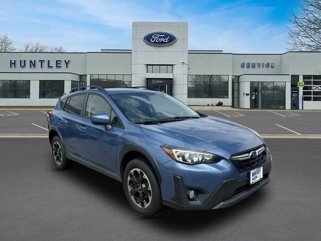 Used 2021 Subaru Crosstrek 2.0i Premium w/ Moonroof Package AWD/4WD image 3