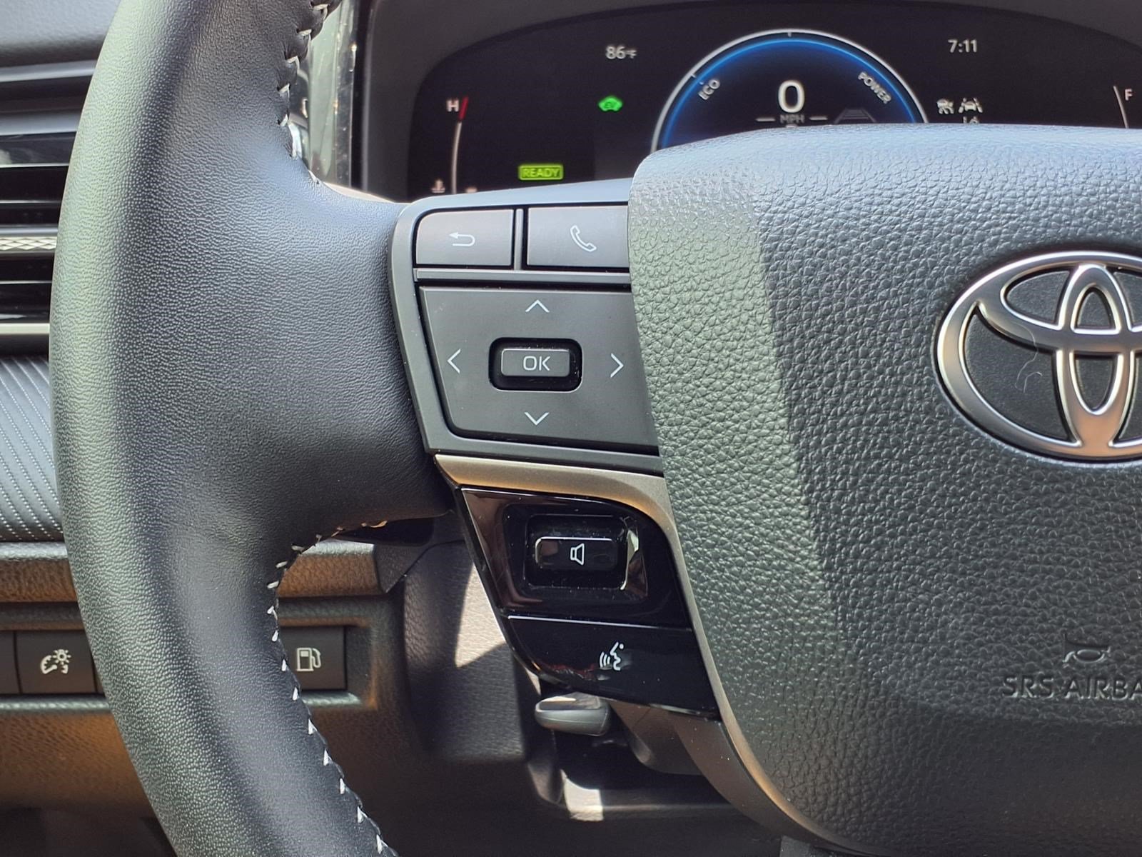 Used 2025 Toyota Camry SE FWD image 23