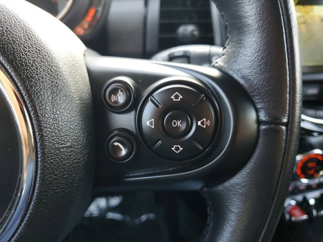 Used 2018 MINI Cooper 4-Door Hardtop image 21