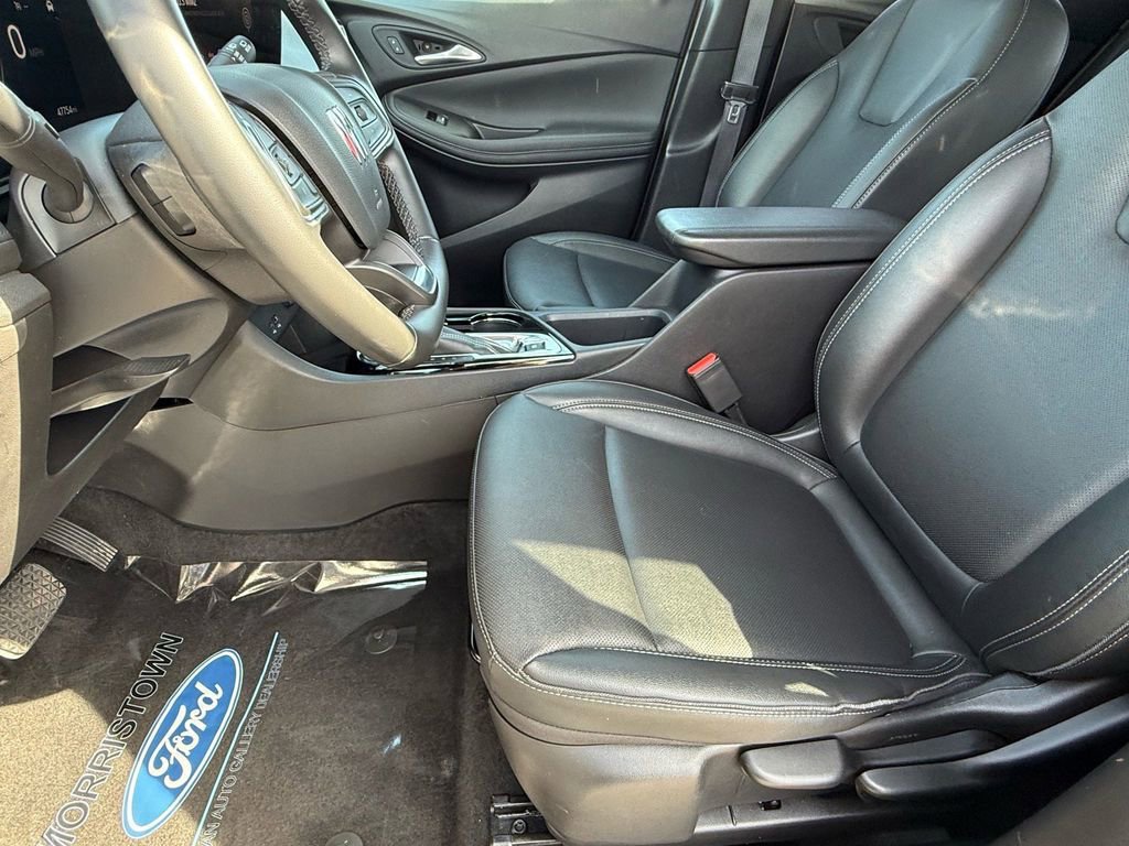 Used 2024 Buick Encore GX Sport Touring image 15
