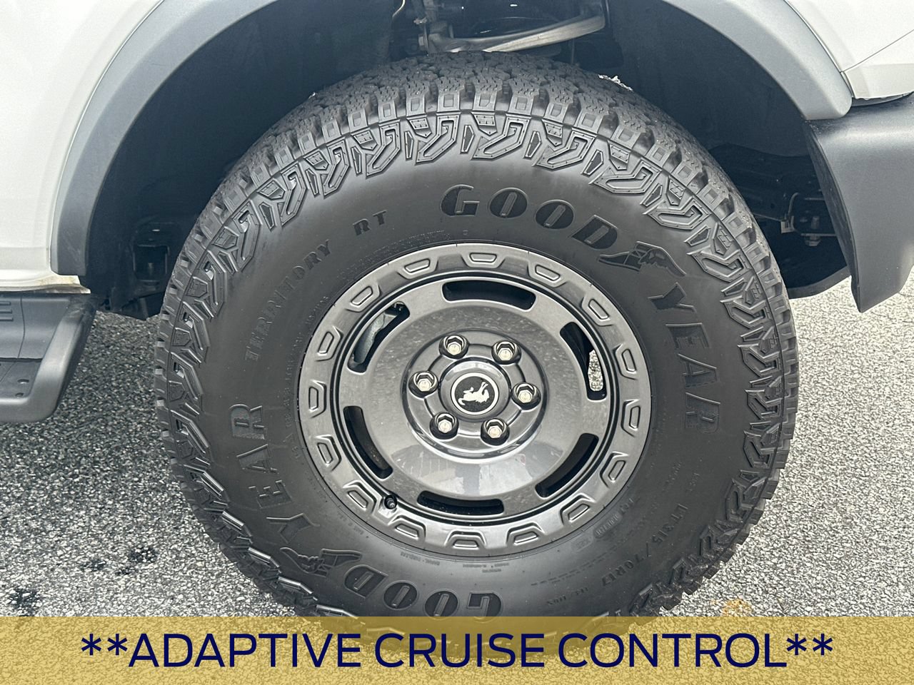 Certified 2025 Ford Bronco Outer Banks w/ Sasquatch Package AWD/4WD image 14