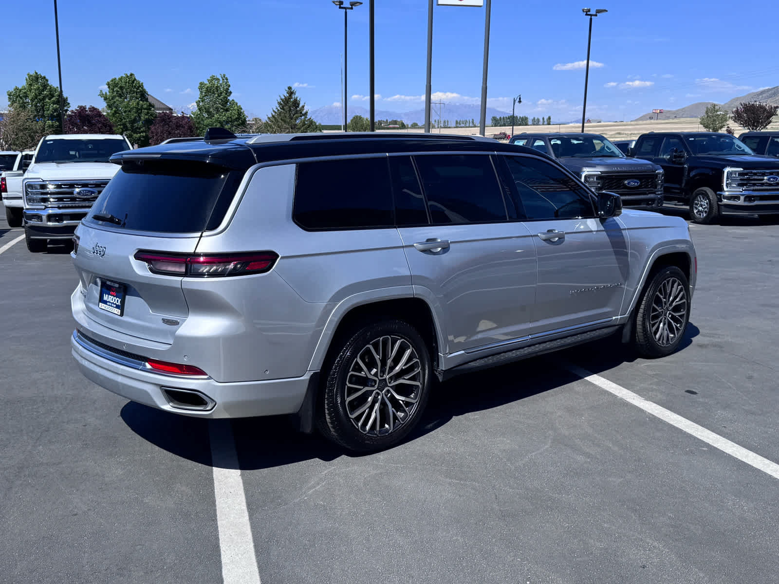 Used 2022 Jeep Grand Cherokee L Summit AWD/4WD image 6