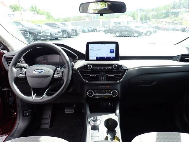 Certified 2021 Ford Escape SE w/ Cold Weather Package AWD/4WD image 20