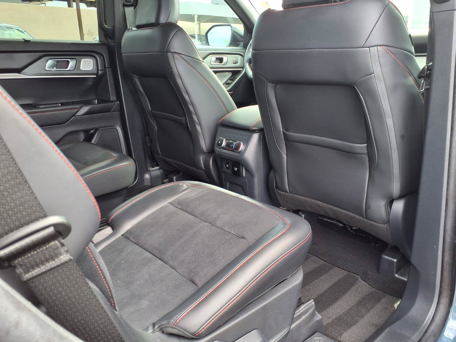 Certified 2025 Ford Explorer ST AWD/4WD image 13