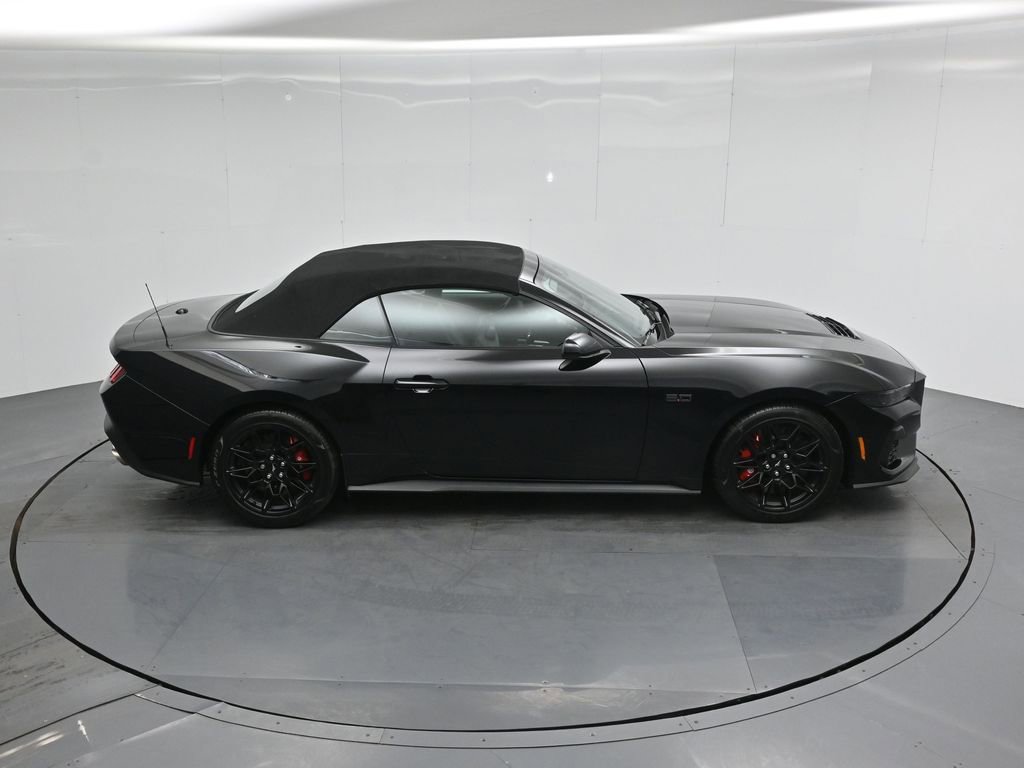 Certified 2025 Ford Mustang GT Premium w/ GT Performance Package image 36