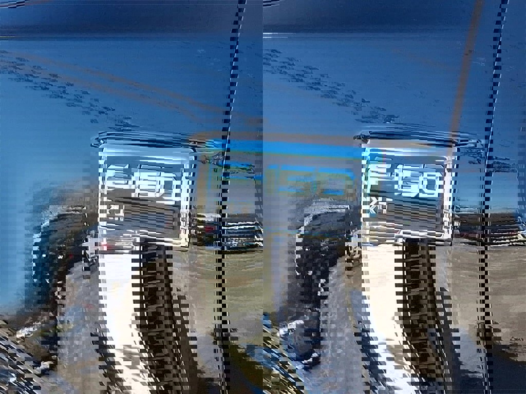 Certified 2025 Ford F150 XLT w/ Equipment Group 302A MID image 31