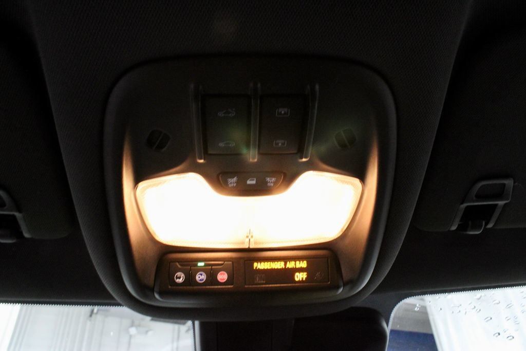 Used 2023 Chevrolet TrailBlazer ACTIV w/ Sun and Liftgate Package FWD image 32