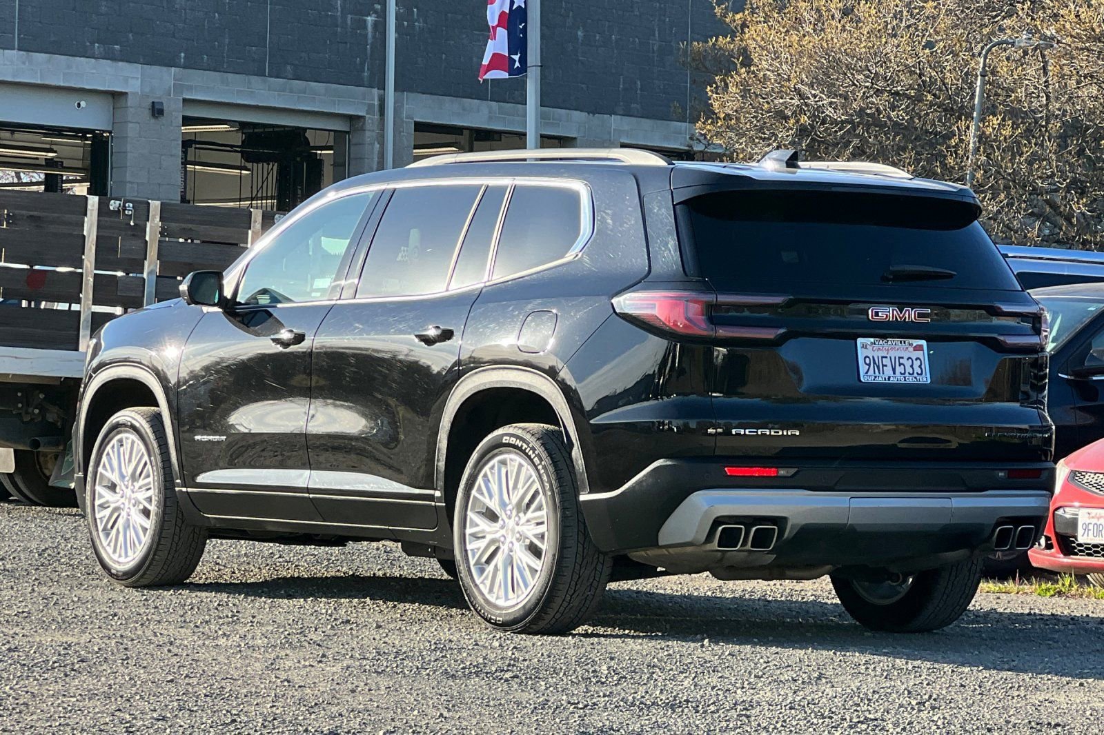 Used 2024 GMC Acadia Elevation image 3