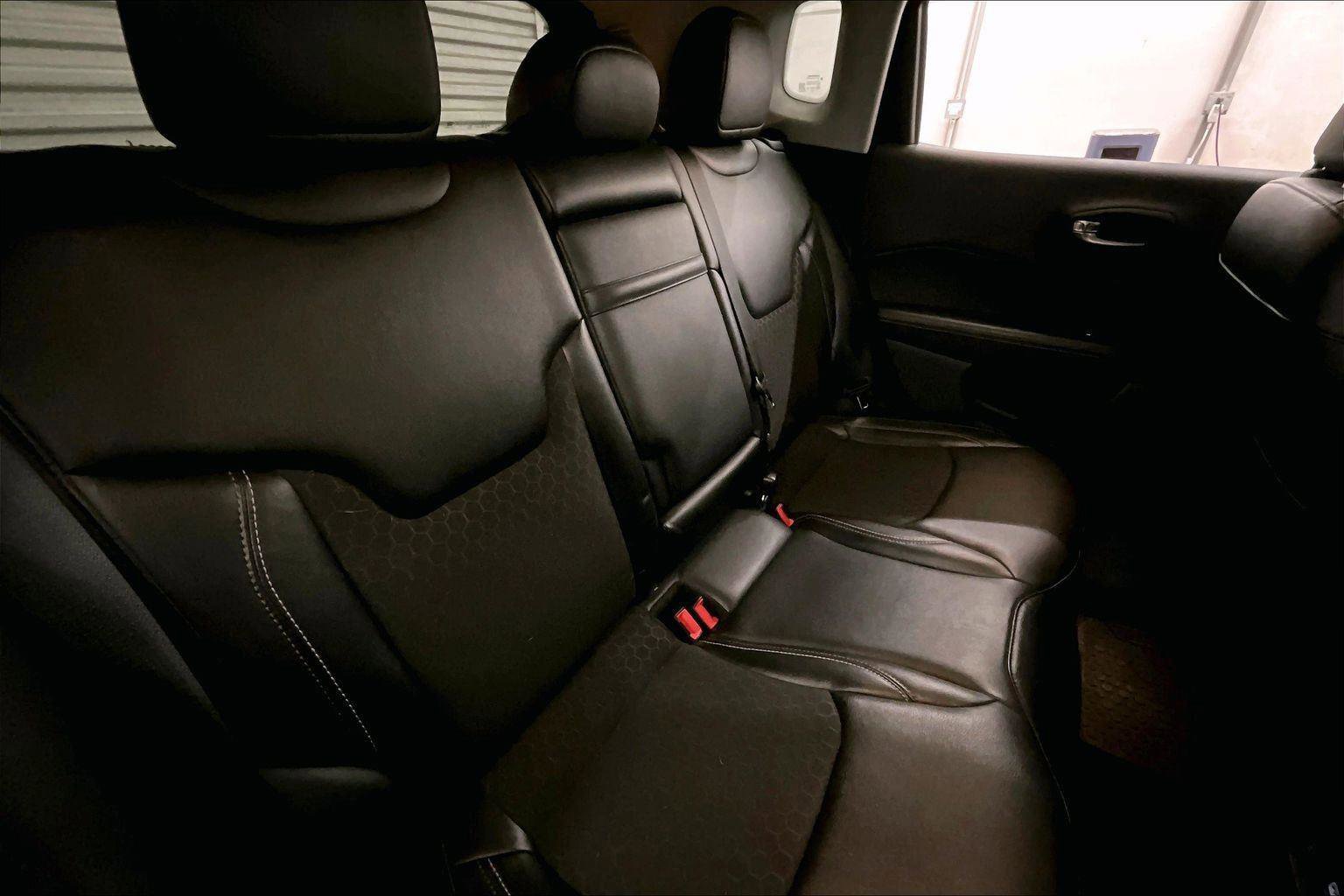 Used 2018 Jeep Compass Latitude w/ Popular Equipment Group image 26