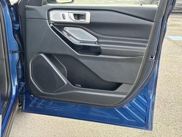 Certified 2022 Ford Explorer ST w/ Equipment Group 401A image 9
