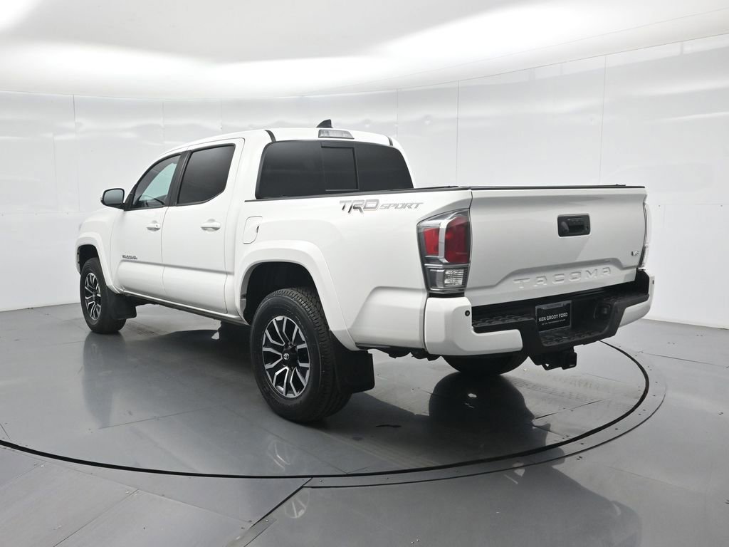 Used 2021 Toyota Tacoma TRD Sport w/ Technology Package image 15