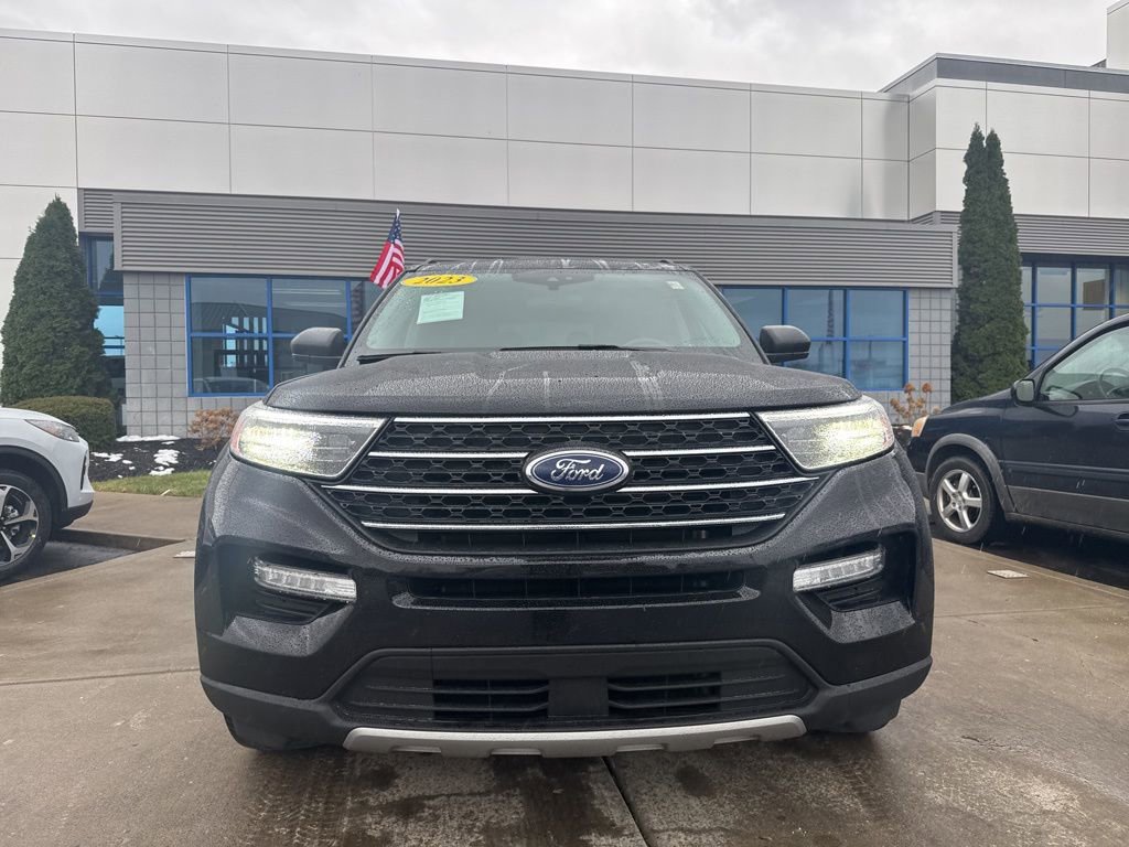 Certified 2023 Ford Explorer XLT w/ Equipment Group 202A image 7