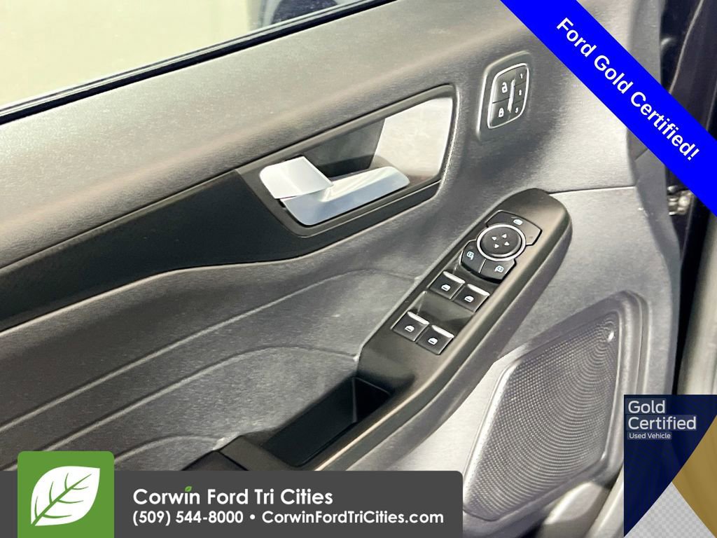 Certified 2022 Ford Escape SEL w/ SEL Stealth AWD Package image 15