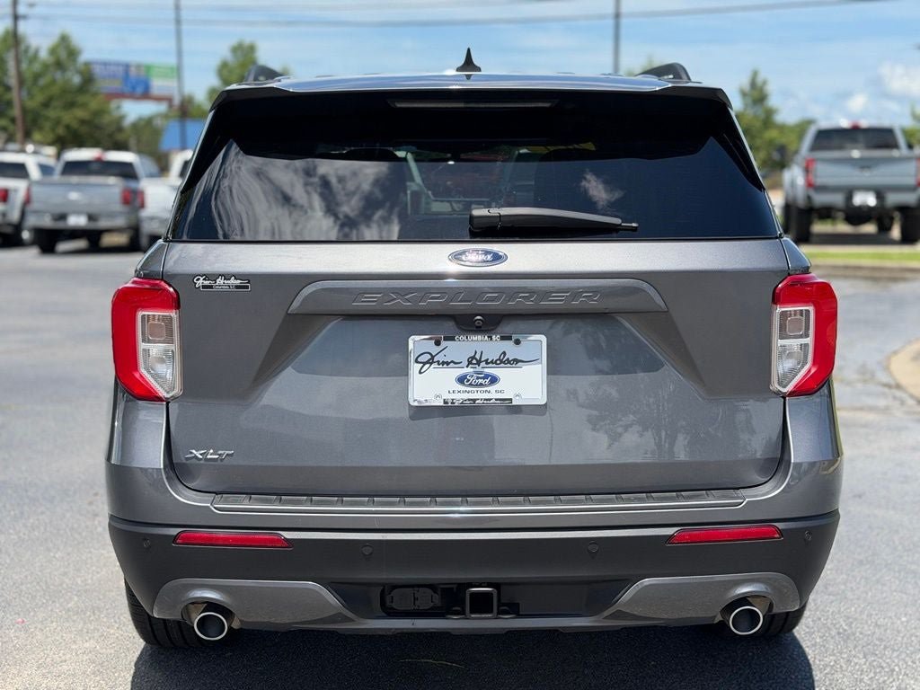 Certified 2021 Ford Explorer XLT w/ Equipment Group 202A RWD image 6