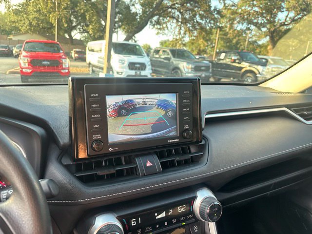 Used 2021 Toyota RAV4 XLE FWD image 17