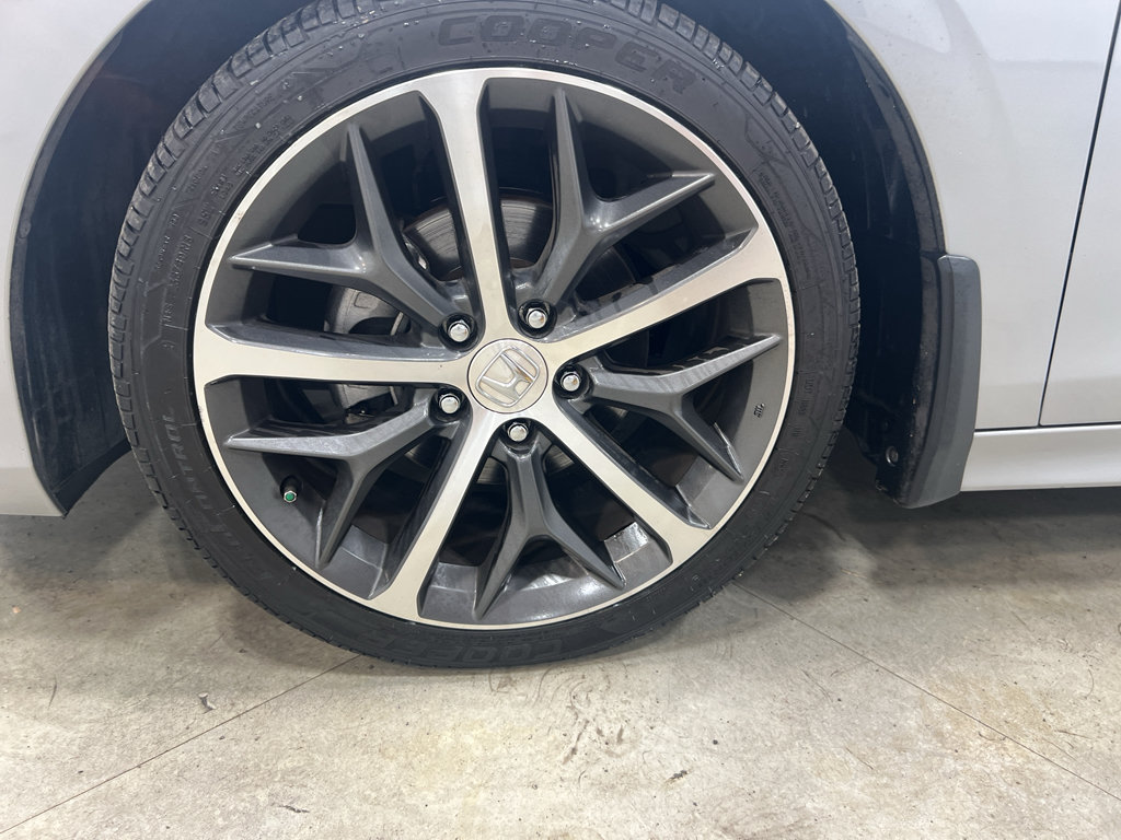 Used 2023 Honda Civic Touring image 17