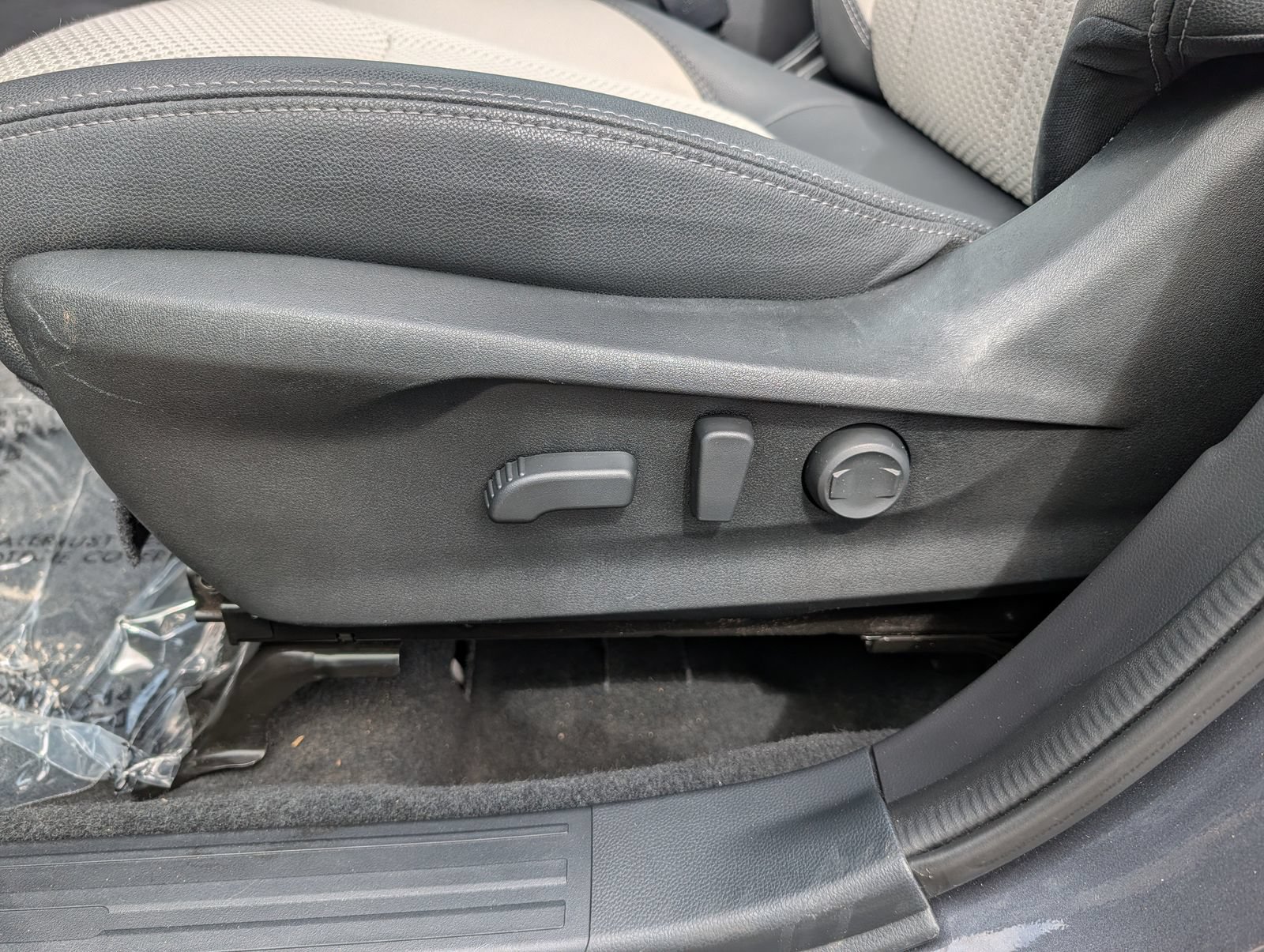 Used 2024 Subaru Forester Premium AWD/4WD image 16