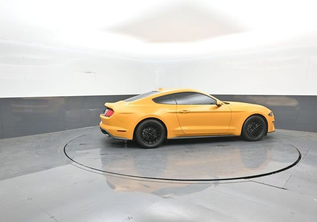 Certified 2022 Ford Mustang Coupe RWD image 8