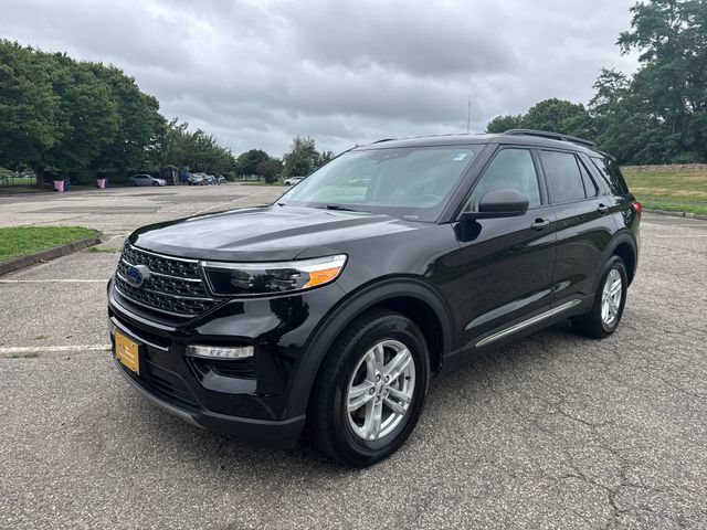 Certified 2023 Ford Explorer XLT w/ Equipment Group 202A AWD/4WD image 5