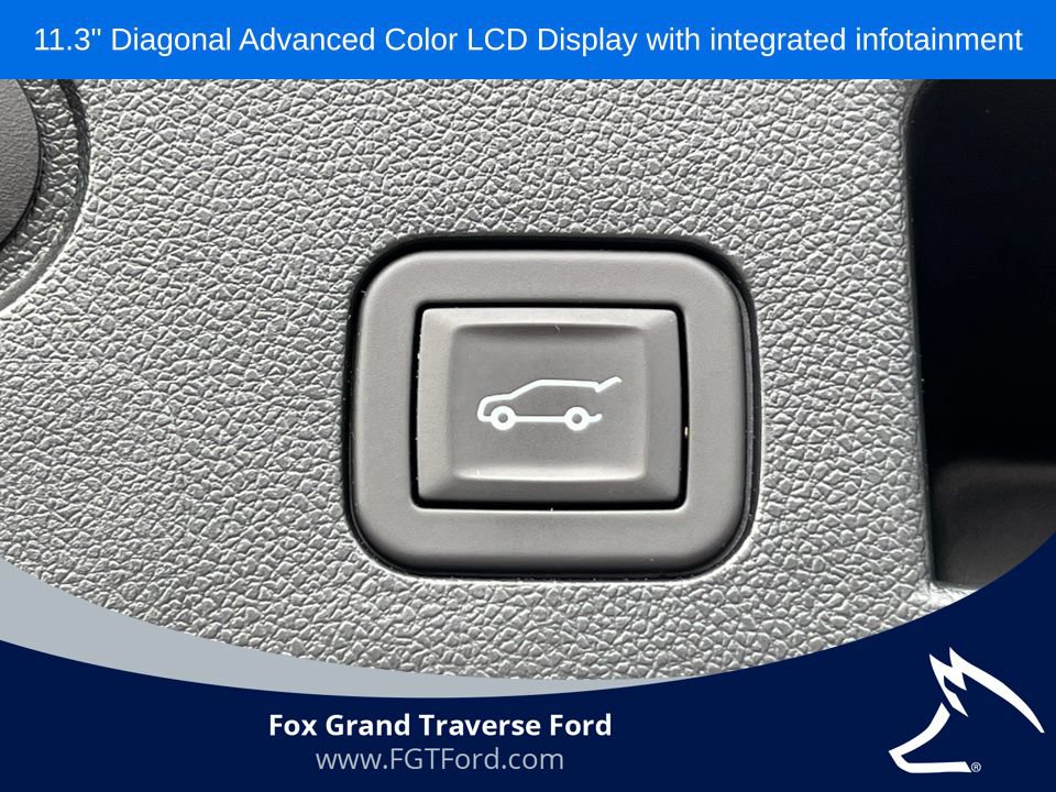 Used 2025 Chevrolet Equinox LT w/ Convenience Package II AWD/4WD image 32