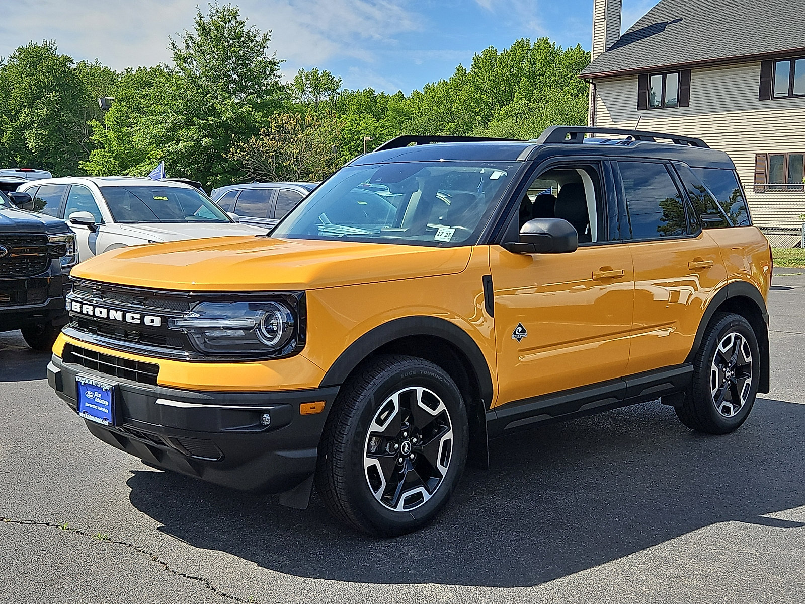 Certified 2022 Ford Bronco Sport Outer Banks w/ Tech Package AWD/4WD image 3