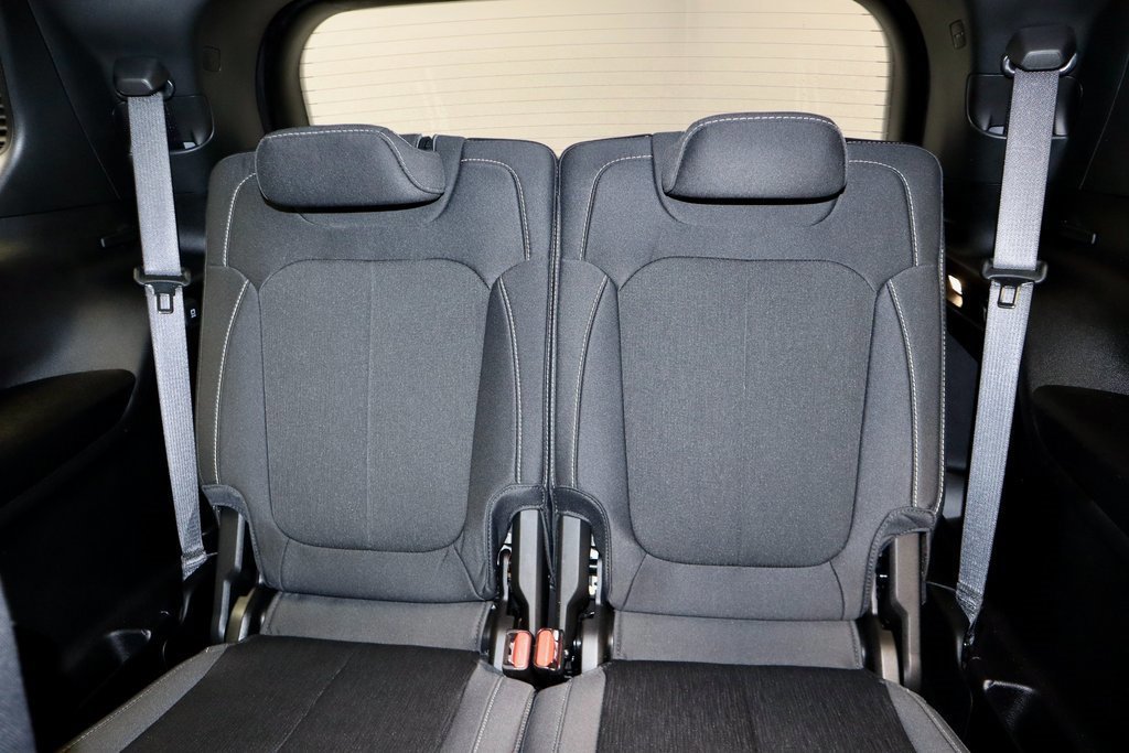 Used 2024 Jeep Grand Cherokee L Laredo image 22