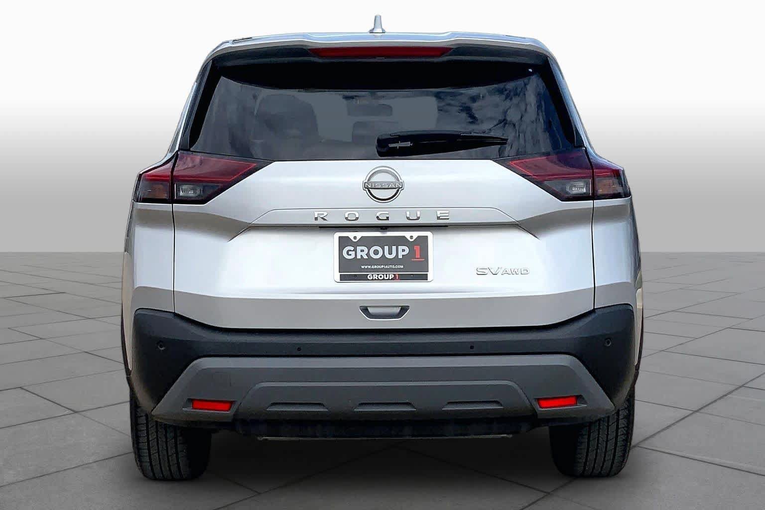 Used 2023 Nissan Rogue SV AWD/4WD image 5