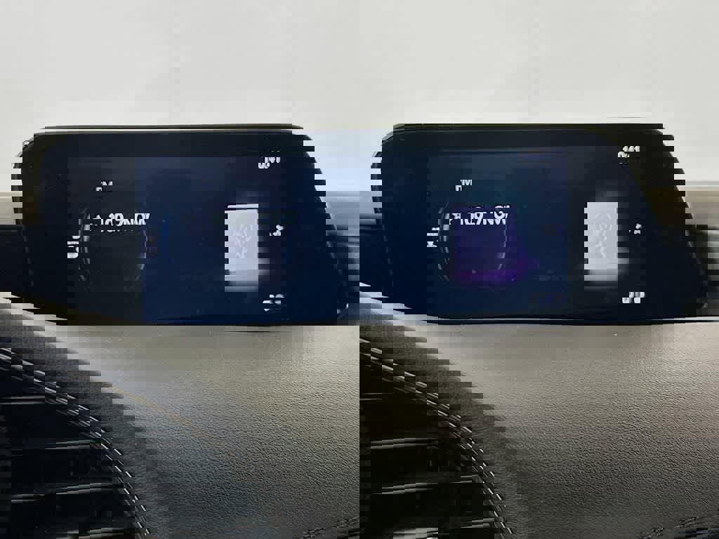 Used 2025 MAZDA MAZDA3 s image 19