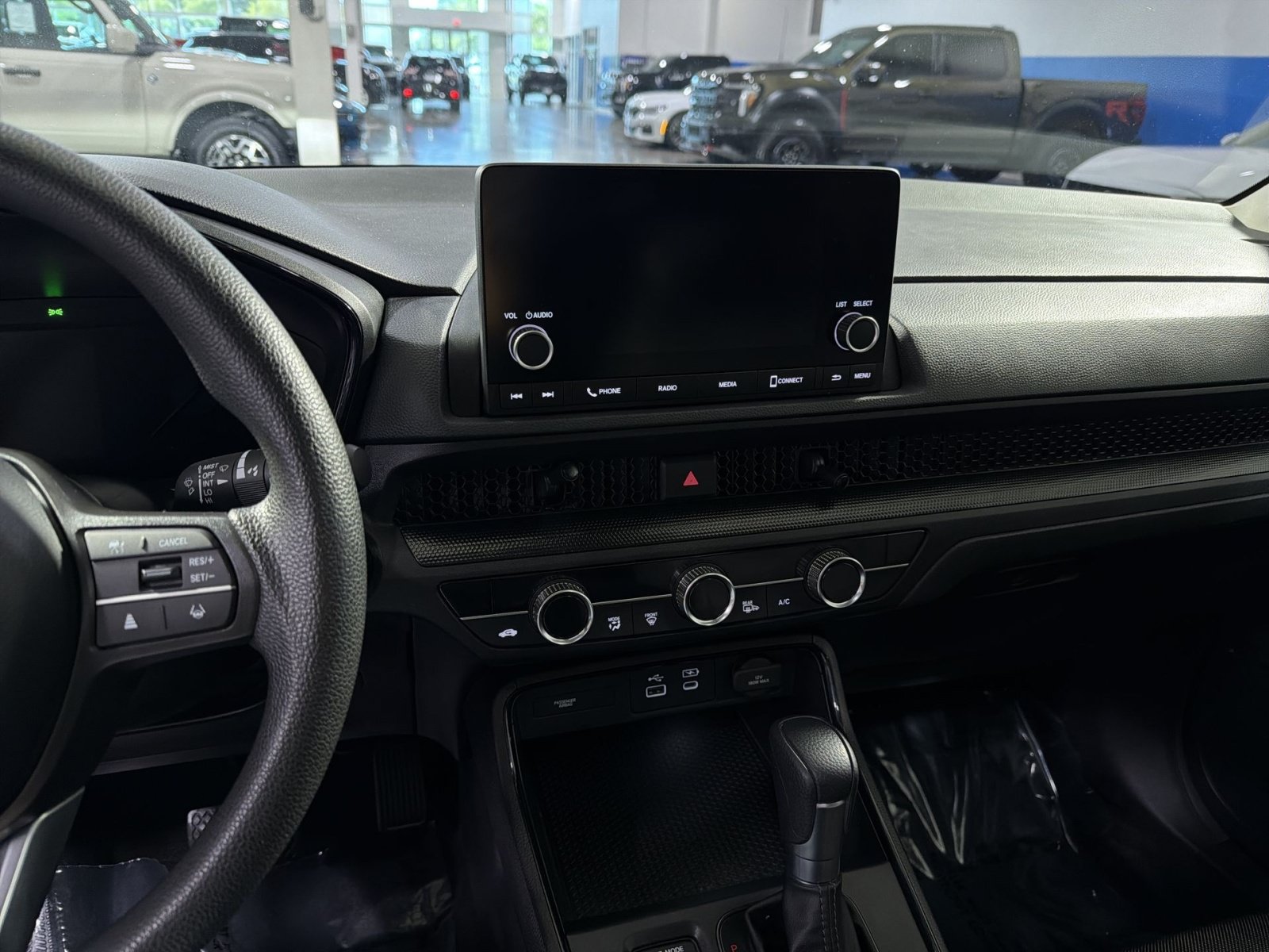 Used 2025 Honda CR-V EX image 18