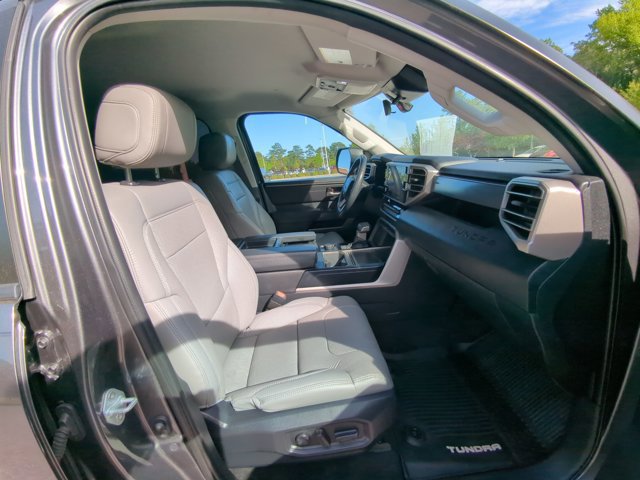 Used 2024 Toyota Tundra SR5 AWD/4WD image 34
