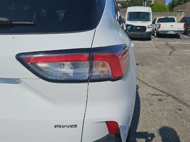 Certified 2022 Ford Escape SE AWD/4WD image 32