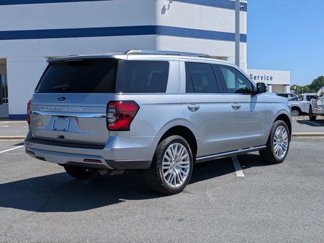 Certified 2024 Ford Expedition Limited AWD/4WD image 5