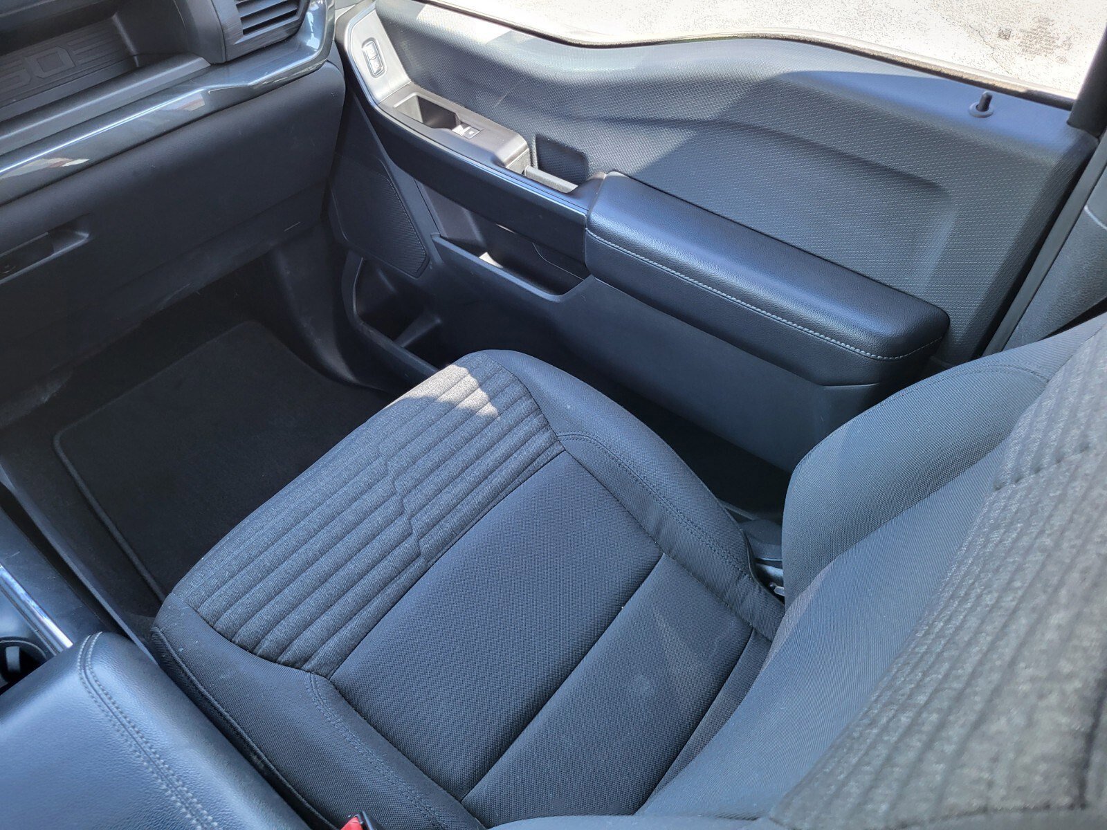 Certified 2022 Ford F150 XL w/ STX Appearance Package image 17