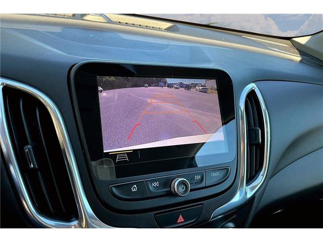 Used 2021 Chevrolet Equinox LT FWD image 16
