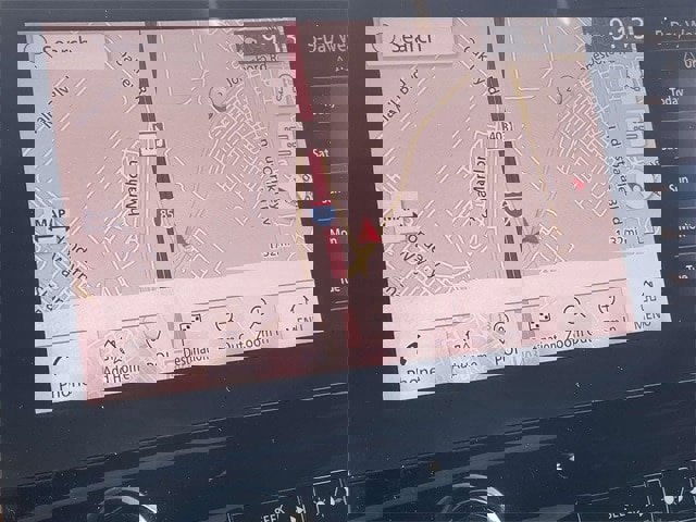 Used 2024 INFINITI QX80 Sensory image 9