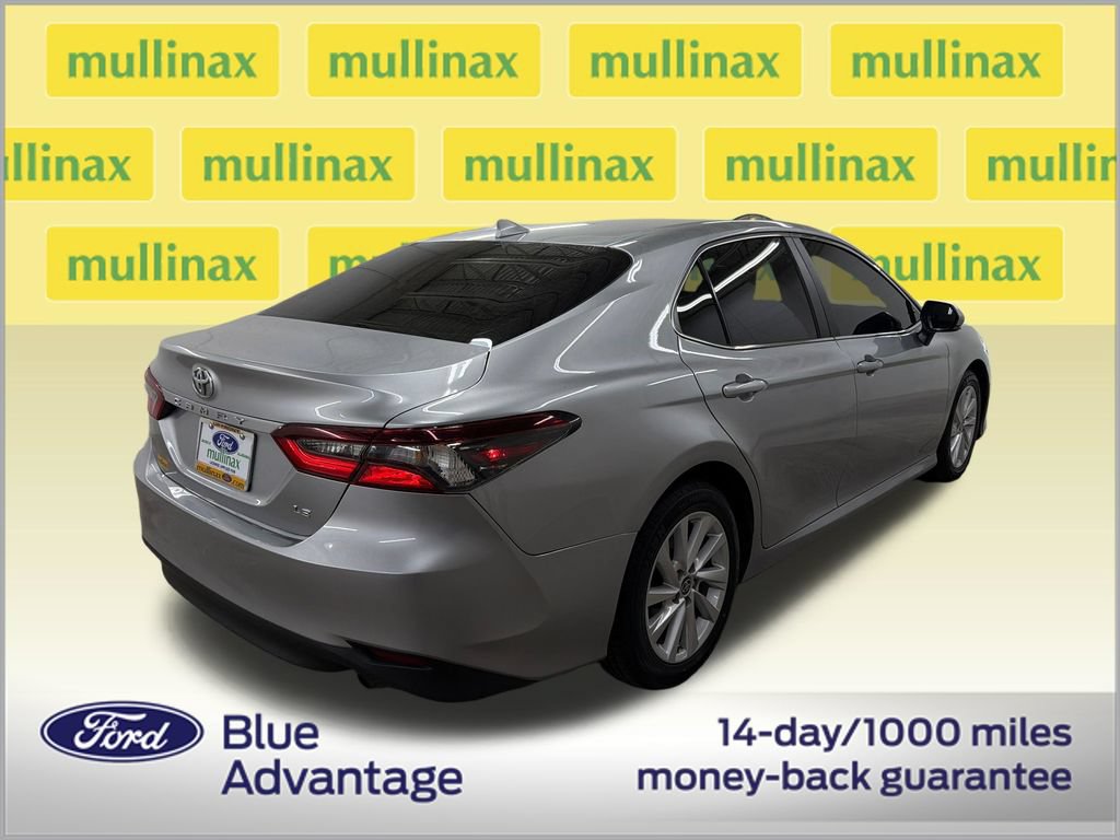Used 2023 Toyota Camry LE w/ Convenience Package FWD image 3