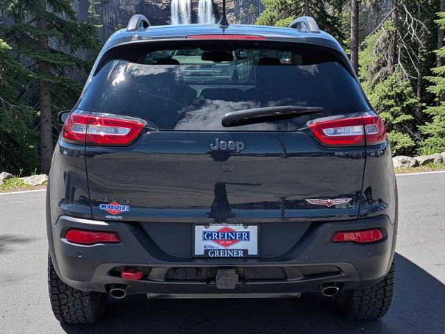 Used 2017 Jeep Cherokee Trailhawk w/ Comfort & Convenience Group AWD/4WD image 5